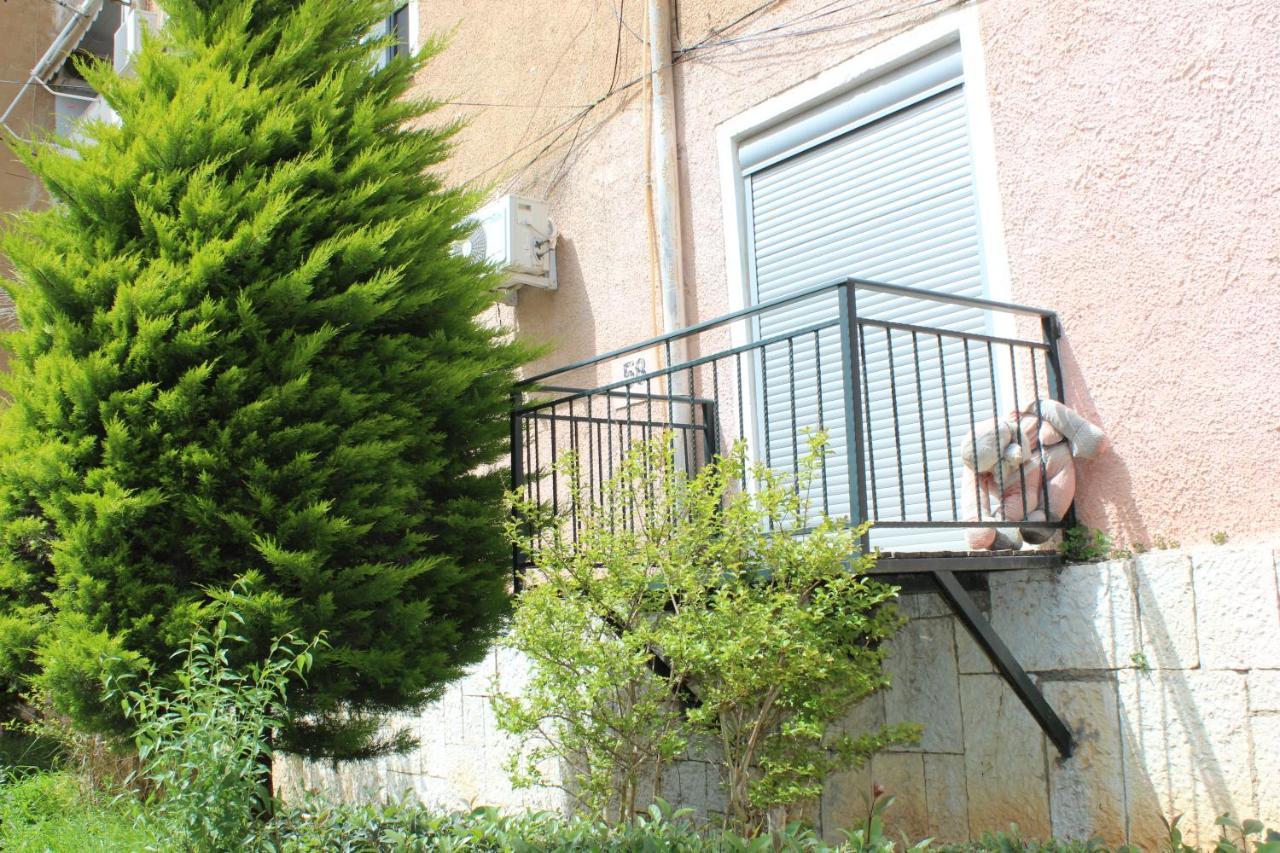 Apartment Bebi Sarande